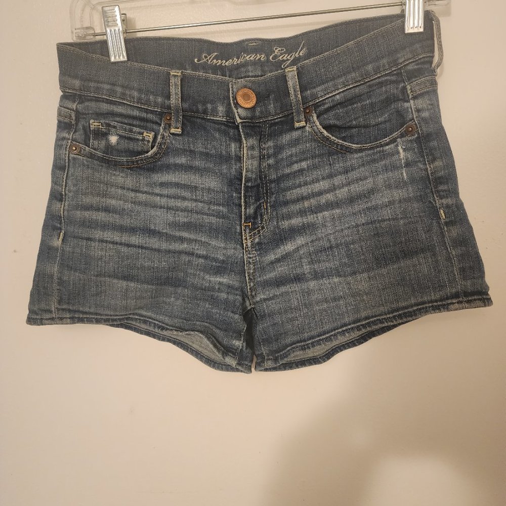 American Eagle Shorts Size 2